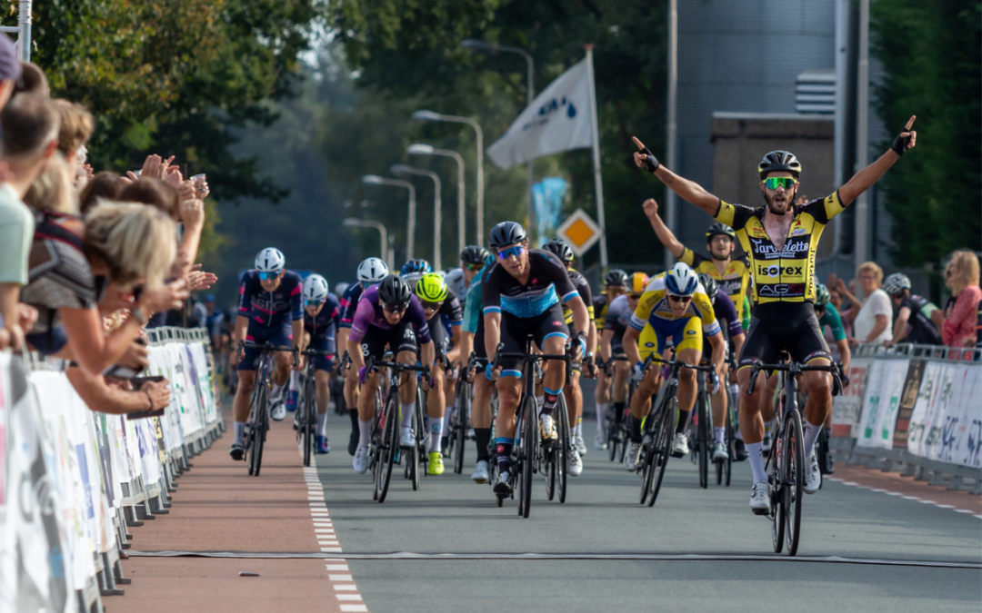 Elias Van Breussegem Tarteletto-Isorex wint 45e Dorpenomloop Rucphen